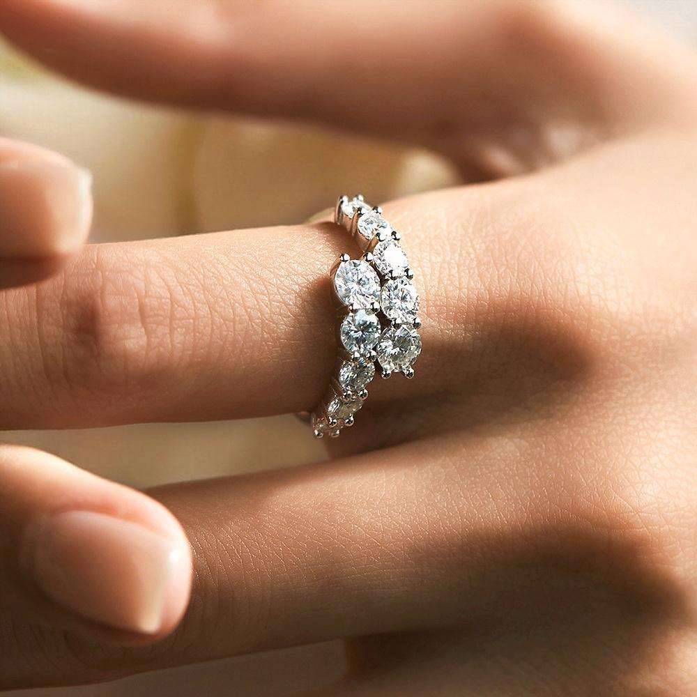 Moissanite 1.8ct Cluster Band - Cleora