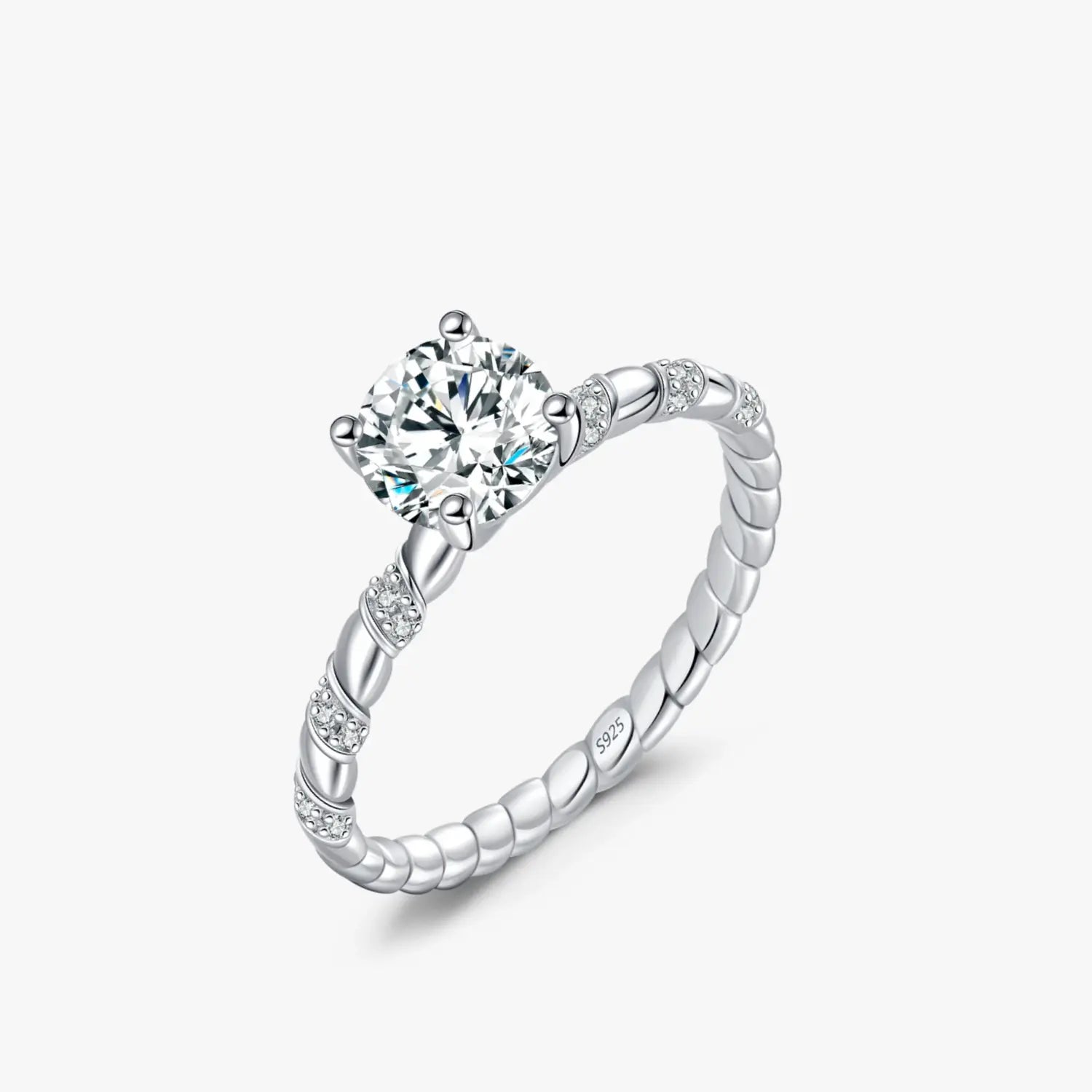 Solitaire Twist Moissanite Engagement RIng - Cleora